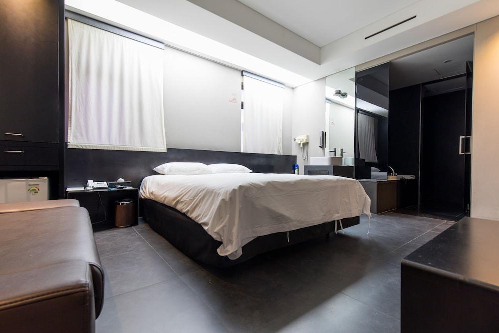 Hotel Irene Myeongdong Seoul Exterior photo